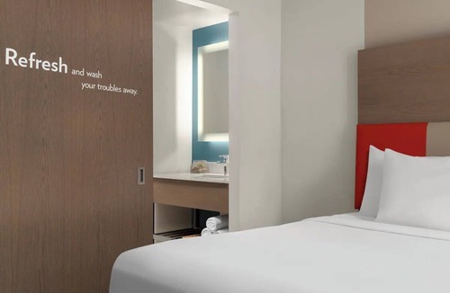 Boerum Hill Hotel | King | Even Hotel | Barclays Center, Athletic Studio, Brooklyn Bridge