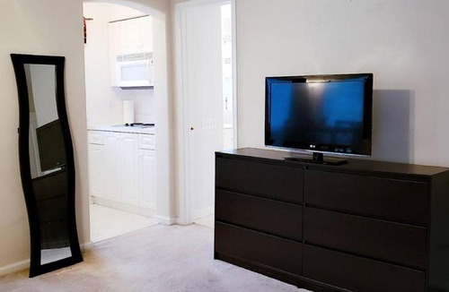 Deep Creek South Apartment | King Guest Suite - A TOGAR Vacation Rental
