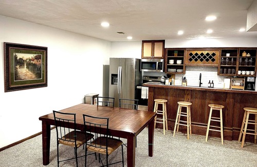 South Central Omaha House | King Suite Pet & Kid Friendly Rockbrook Village