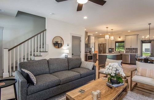 Brevard House | Kings Creek Cottage Downtown