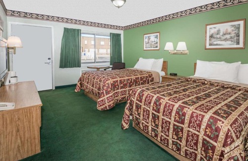 Ottawa Hotel | Knights Inn Ottawa