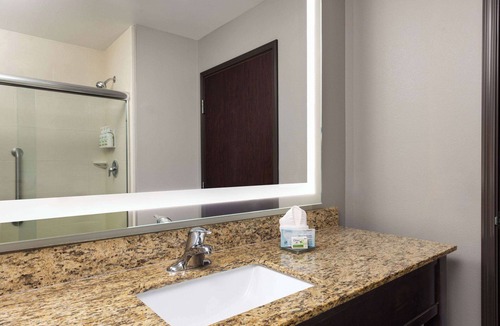 Sioux Falls Hotel | La Quinta Inn & Suites by Wyndham Sioux Falls