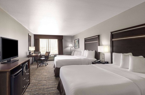 Sioux Falls Hotel | La Quinta Inn & Suites by Wyndham Sioux Falls