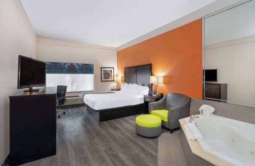 Prattville Hotel | La Quinta Inn & Suites by Wyndham Prattville