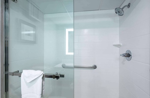 Joplin Hotel | La Quinta Inn & Suites by Wyndham Joplin