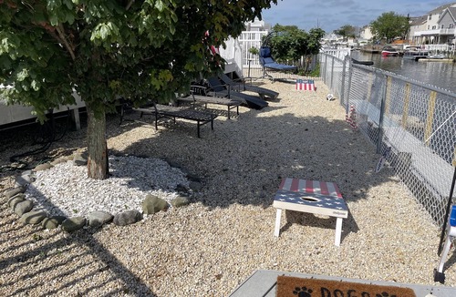Beach Haven West House | Lagoon front Retreat - Pets welcome