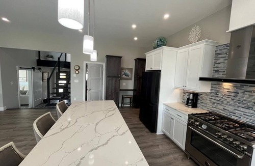 Loveladies House | Lagoon with Bayviews 5 Bedroom & Pool