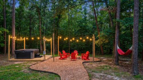 Blue Water Ski Chalet | Lake Anna Cottage w Community Beach & Boat Launch