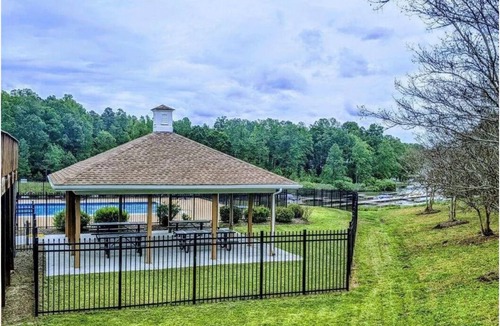 Mineral House | Lake Anna Family Retreat, Sleeps 10, Beach & Boat Launch