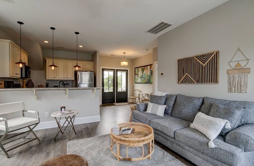 Lake Carolina Cottage | Lake Carolina Coach Cottage/Amazing stay/Columbia,S.C.
