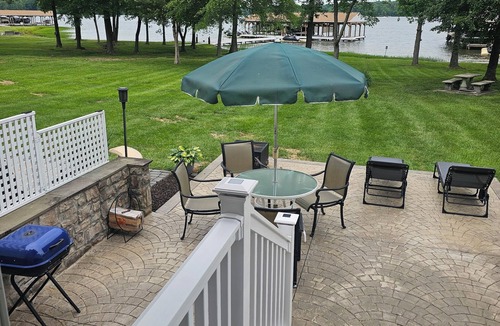 Mineral House | Lake Front next to Brewery with Boat Slip and Tennis Court