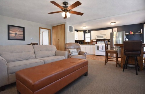 Alma House | Lake House at Lake Wabaunsee, Flint Hills: Hot Tub, Private Dock, Golf Course