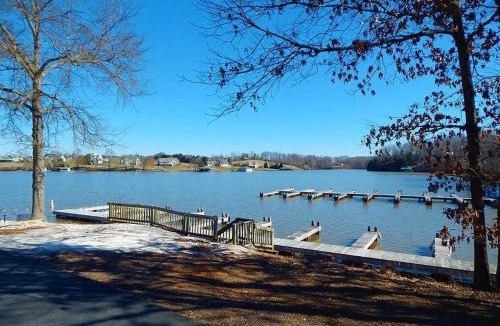 Livingston House | Lake Life, Cuz Beaches Be Salty