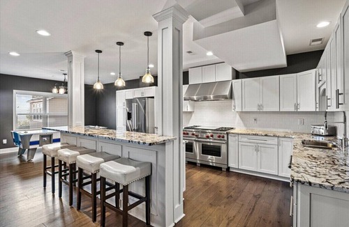 Denver Villa | Lake Norman Lakefront Estate — Sleeps 22, Movie Theater, Biggest Dock on the Lake (3,400 sqft), 2 Full Chef's Kitchens, Resort-Style Living