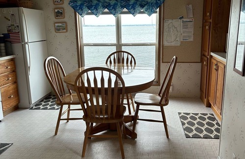 Hamlin County House | Lake Poinsett Lakefront! Private Dock. 2 bed 2 bath
