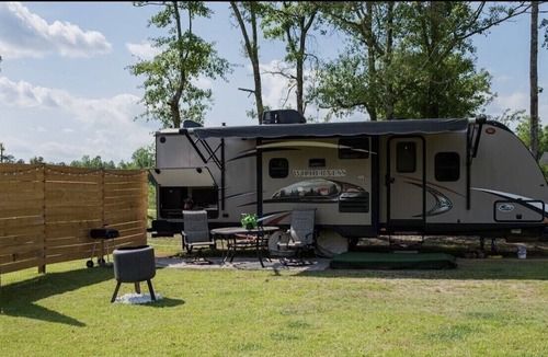 Council RV Rental | Lake town Glamping