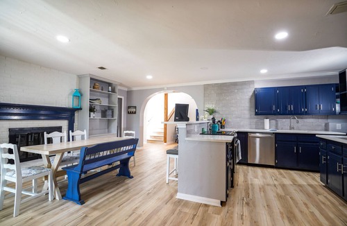 Belton House | Lake View Belton/Temple Lake Park 4/2 Patio, Deck, Gameroom, Perfect Locationn