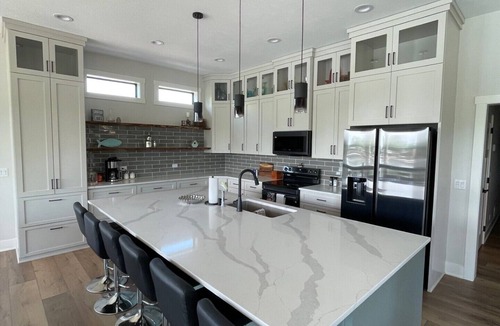 LaPlatte I House | Lakefront Bellevue Retreat 3BR/3BA Scenic Waterfront Escape