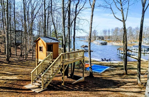 Bumpass House | Lakefront Lake Anna with Dock, Hot Tub, Game Room
