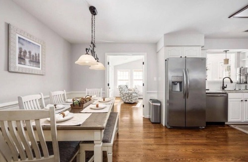 Mineral House | Lakefront Luxury on Lake Anna - Pet Friendly