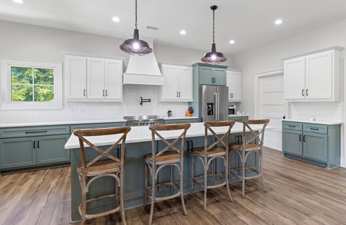 Jacksons' Gap House | Lakeshore Oasis on Lake Martin