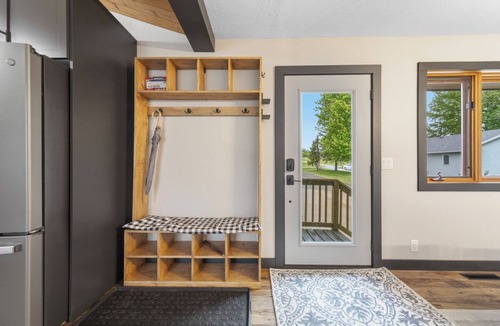 Faribault House | Lakeside Haven at Wells Lake Lakefront, Pool Table, Events Space & Fully Loaded