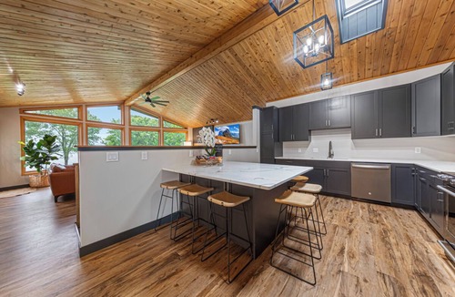 Faribault House | Lakeside Haven at Wells Lake Lakefront, Pool Table, Events Space & Fully Loaded