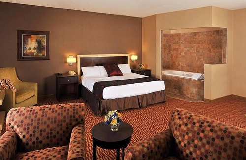 Osceola Hotel | Lakeside Hotel Casino, a Travelodge by Wyndham