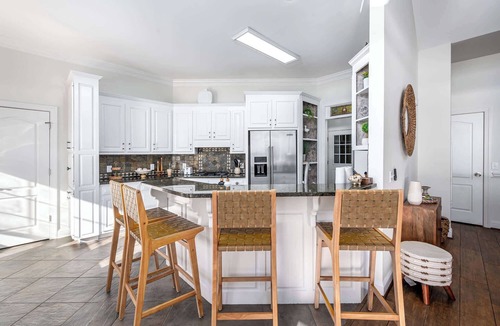 Olivia Cottage | Lakeside Lane Retreat Waterfront Escape With Kayaks, Game Room & Scenic Views
