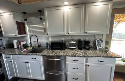 Newport House | Lakeview Getaway with Stunning Sunsets with lake access