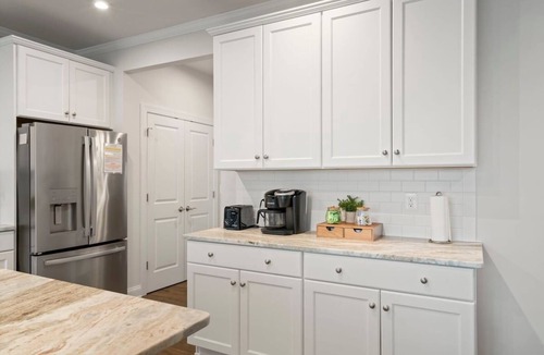 Windwood Coves House | Lakeway Oasis at Lake Anna