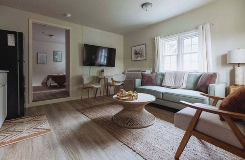 Johnson City Apartment | Lamont 2 1Bed Pet-Friendly Apt