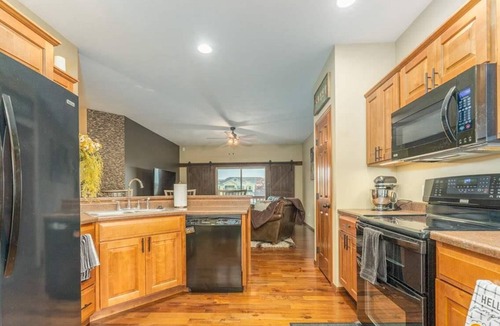 Sioux Falls House | Lancaster-Whole Family Home safe area and close to shopping