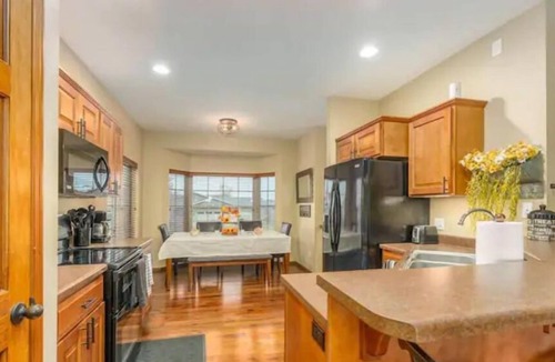 Sioux Falls House | Lancaster-Whole Family Home safe area and close to shopping