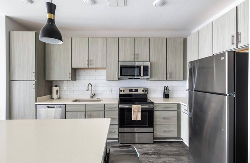 Covington Apartment | Landing | Amazing 1BD, Gym, Clubhouse