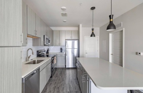 Covington Apartment | Landing | Amazing 1BD, Gym, Clubhouse
