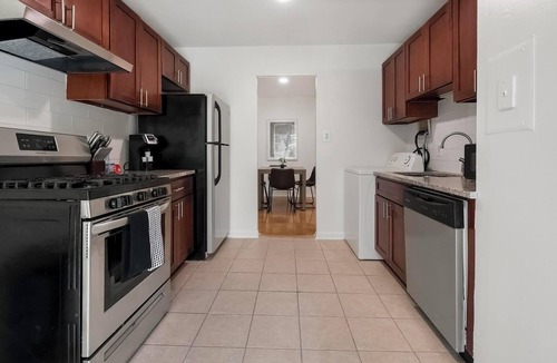 Greenbelt Apartment | Landing | Amazing 1BD, Gym, Pool