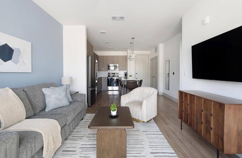 Scofield Farms Apartment | Landing | Amazing 1BD, Pool, Gym