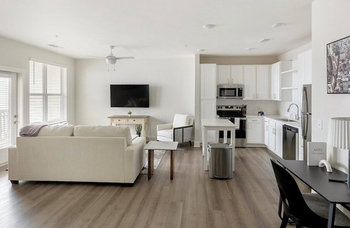 Belle Mina Apartment | Landing | Amazing 1BD, Pool, Courtyard