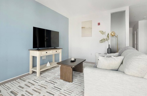 Hyattsville Apartment | Landing | Amazing 1BD, Game Room, Gym