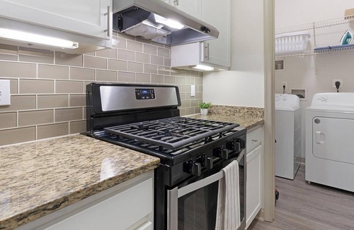 Town Center Apartment | Landing | Amazing 2BD, Courtyard, Gym