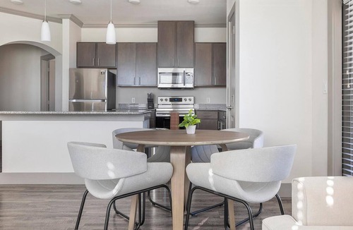 Manor Apartment | Landing | Amazing 2BD, Courtyard, Gym