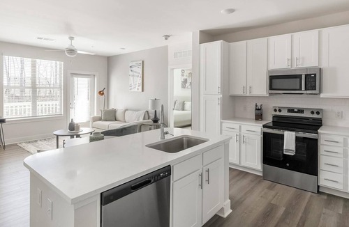 Belle Mina Apartment | Landing | Amazing 2BD, Pool, Yoga Studio