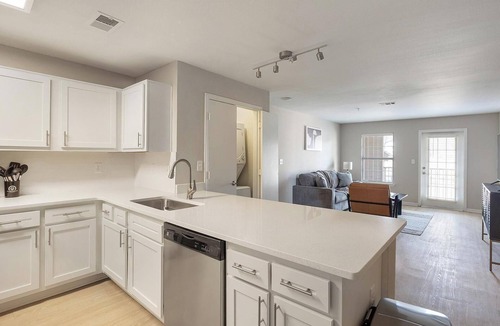 Charlottesville Apartment | Landing | Amazing 2BD, Game Room, Clubhouse