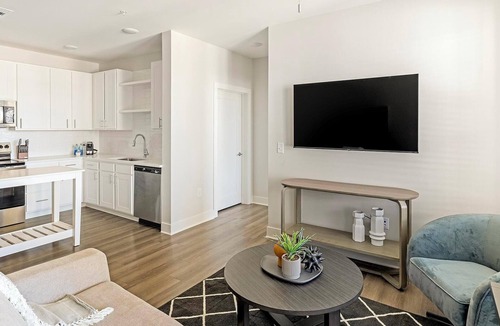 Belle Mina Apartment | Landing | Beautiful 2BD, Gym, Pool