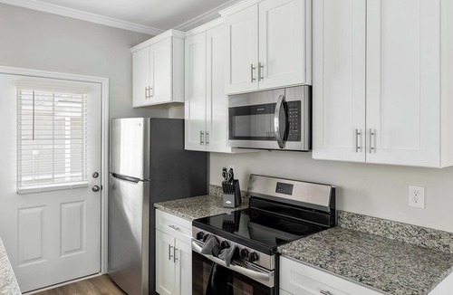 Huntsville Apartment | Landing | Beautiful 2BD, Pool, Clubhouse