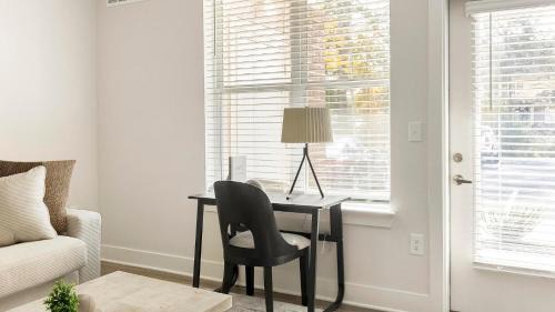 Belle Mina Apartment | Landing Chic 1BD Clubhouse Courtyard
