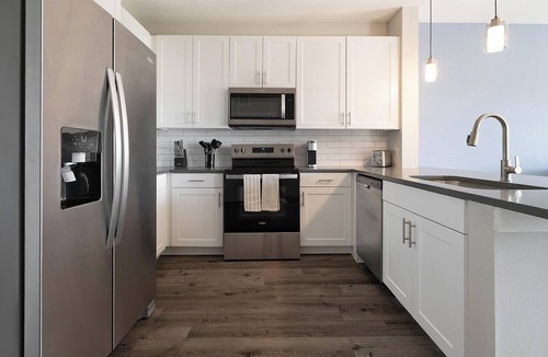 Salado Apartment | Landing | Chic 1BD, Clubhouse, Gym