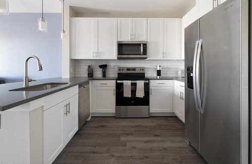 Salado Apartment | Landing | Chic 1BD, Clubhouse, Gym
