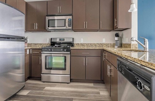 Bayonne Apartment | Landing | Chic 1BD, Gym, Game Room